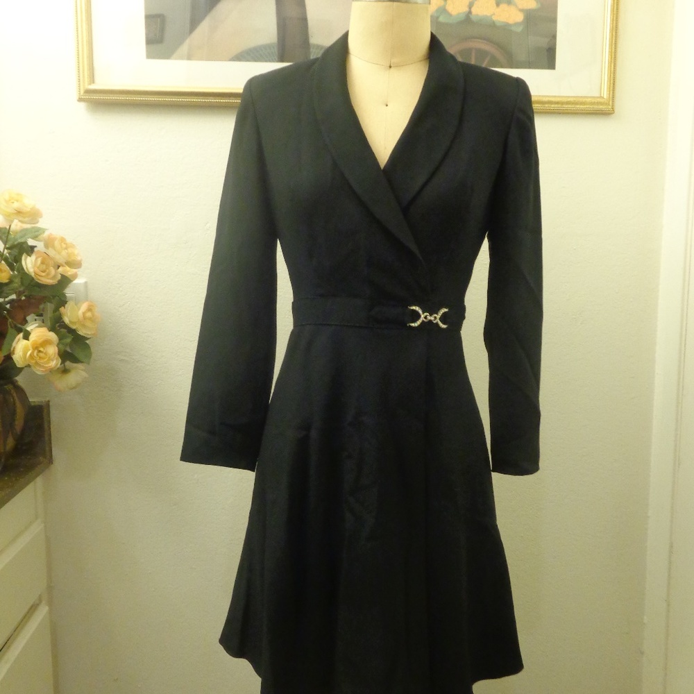 Kenar Petite Long Sleeve Black Dress - Picture 1 of 8